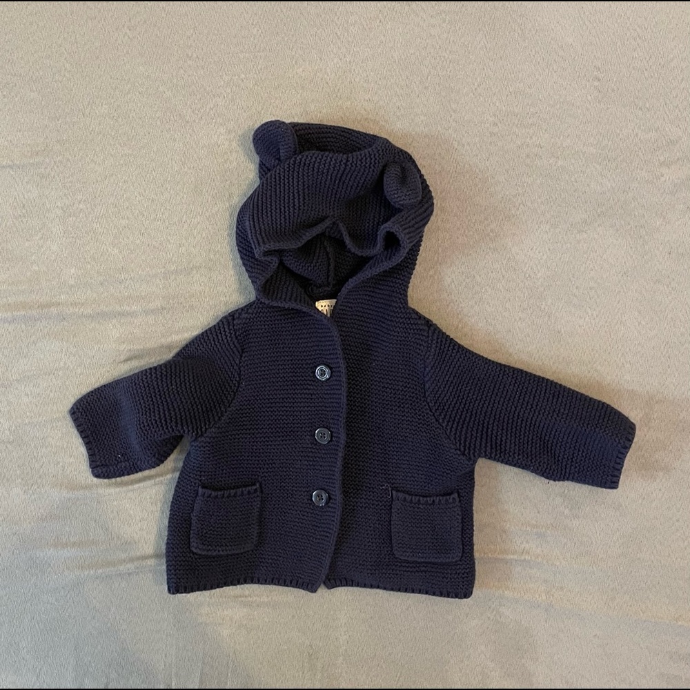 Gap Factory Baby Bear Garter Cardigan 3-6 months.